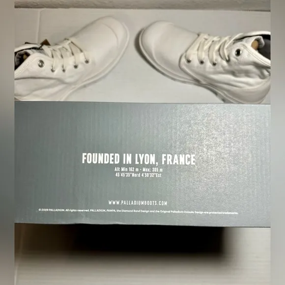 Palladium Boot Pampa Hi Women’s  Size 6 Original Urban White Indie Medium New