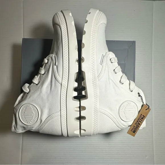 Palladium Boot Pampa Hi Women’s  Size 8.5 Original Urban White Indie Medium New
