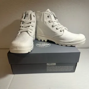 Palladium Boot Pampa Hi Women’s  Size 8.5 Original Urban White Indie Medium New