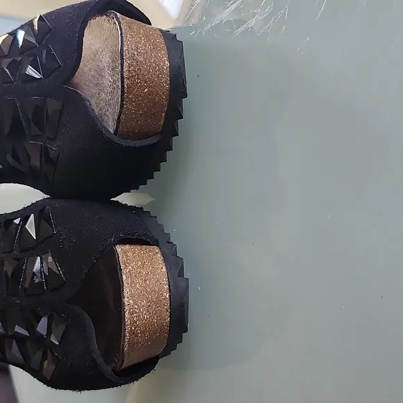 Pedro Garcial Heels