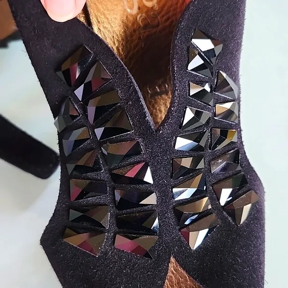 Pedro Garcial Heels