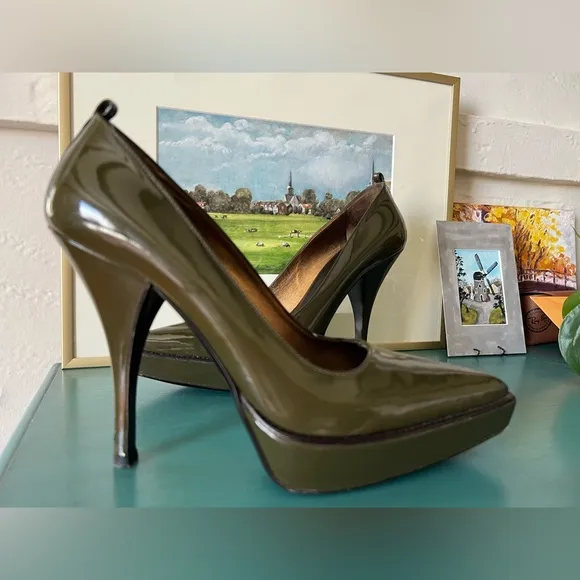PRADA dark Olive green stilettos - 8 True to Size