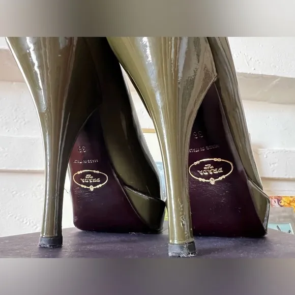 PRADA dark Olive green stilettos - 8 True to Size