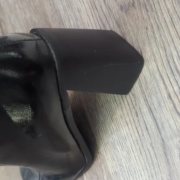 PRINCESS POLLY Miata Patent Leather Ankle Boots ~ NWOT