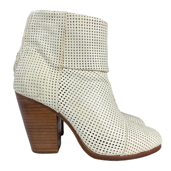 Rag &amp; Bone Classic Newbury Perforated Leather Off White Womens‎ Size 9