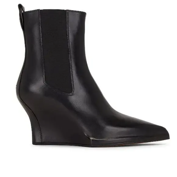 Rag &amp; Bone Eclipse Black Leather Wedge Chelsea Boot.. Size 36, US 6