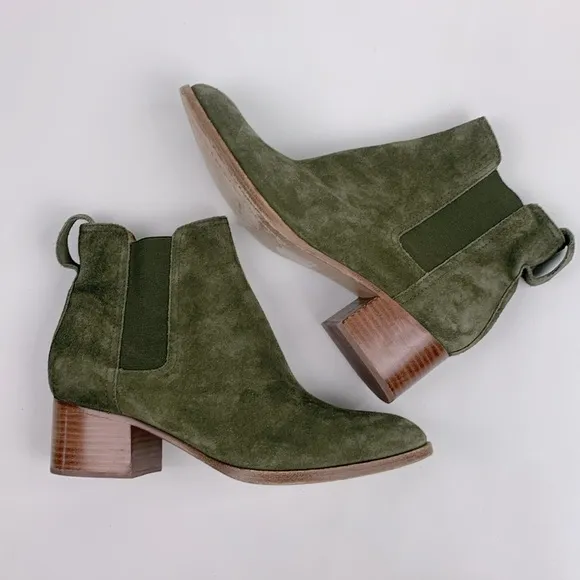 Rag &amp; Bone NY leather Suede Olive green Ankle Boots booties Size 36.5 Pull on