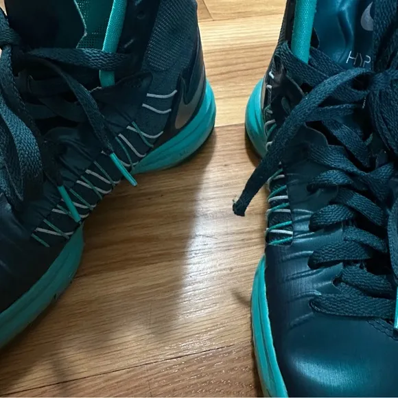 Rare Nike Hyperdunk 2012 Atomic Teal Men’s 9 Mid Top Basketball Shoes