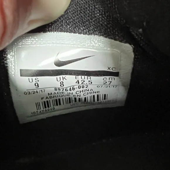 RARE Nike Zoom LeBron Soldier XI 11 2017 Finals 897646-002 Gold Black Men Sz 9