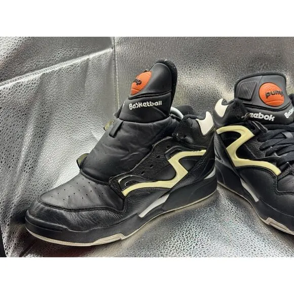 RARE 🚀 Size 9 - 2009 Reebok Pump Omni Zone II Dee Brown 4-J15298