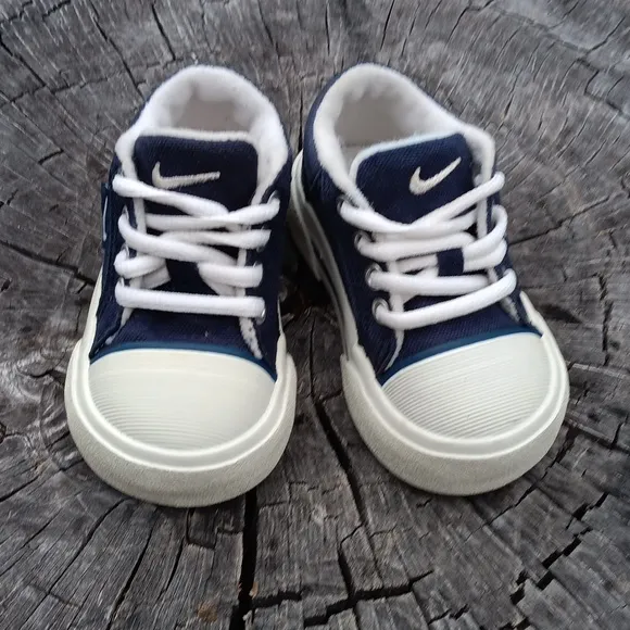 Rare Vintage 90s Nike Baby Hermosa Canvas Size 2C #850154-411 Shoes