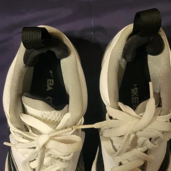 RARE VINTAGE NIKE SHOX BASKETBALL SHOES MENS SIZE 11.5