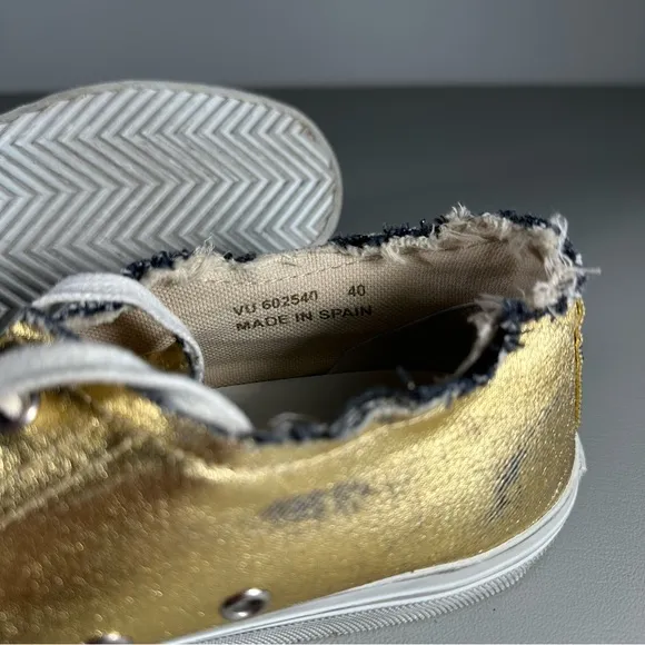 rare YSL Saint Laurent Paris Bedford Distressed Metallic Gold Low Cut Sneakers
