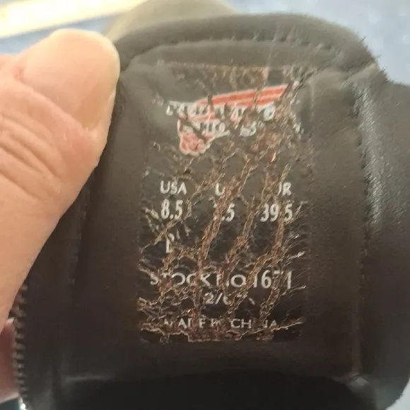 Red Wing Black Leather Ankle Boots with Silver Zipper size 8.5