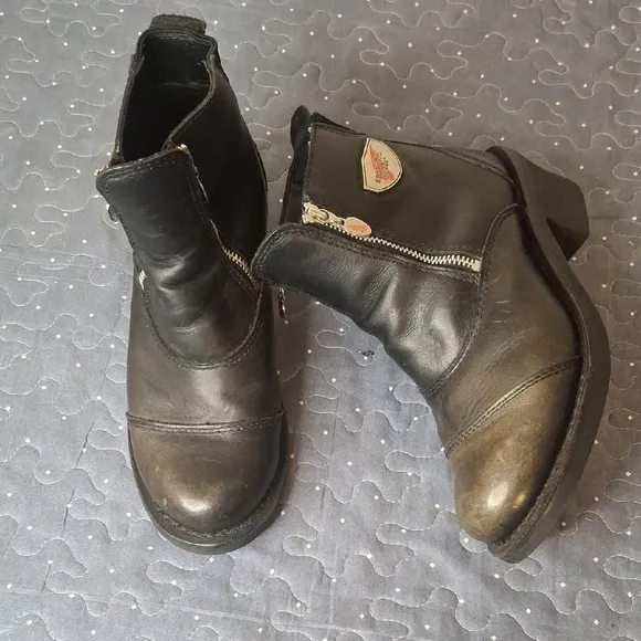 Red Wing Black Leather Ankle Boots with Silver Zipper size 8.5