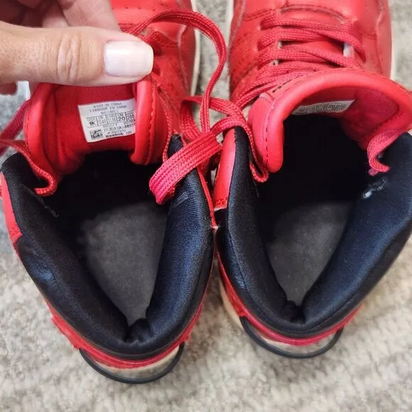 Reebok boys basketball mid-top red sneakers shoes size 1 youth