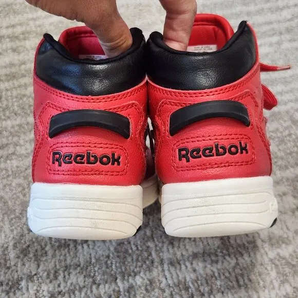 Reebok boys basketball mid-top red sneakers shoes size 1 youth