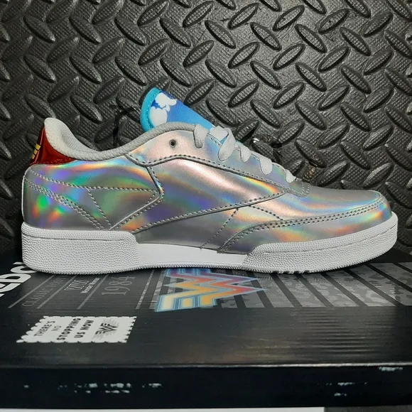 Reebok Classic Club C 85 &quot;Wonder Woman 1984&quot; VHS Size 4