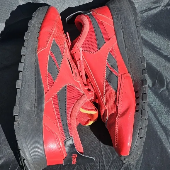Reebok Classic Leather Legacy &quot;Street Sleigh&quot; GZ2752 RED/ BLACK MEN'S SHOE Sz 11