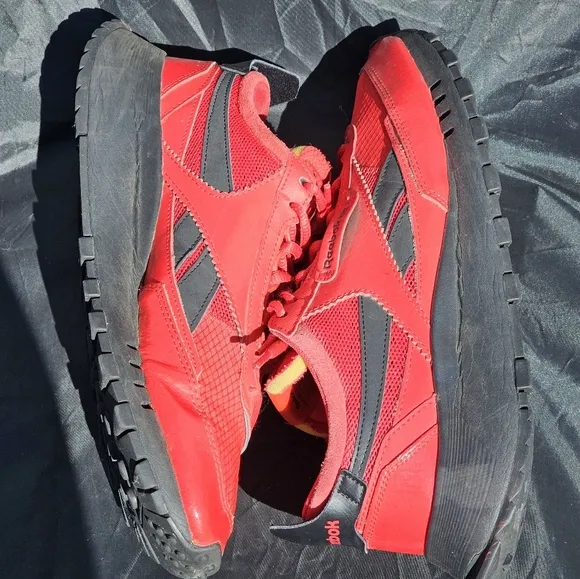 Reebok Classic Leather Legacy &quot;Street Sleigh&quot; GZ2752 RED/ BLACK MEN'S SHOE Sz 11