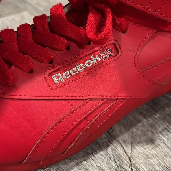 Reebok CLASSIC Red High-Top Sneakers 6.5 label