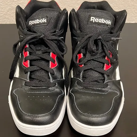 Reebok Men's Black and White Sneakers