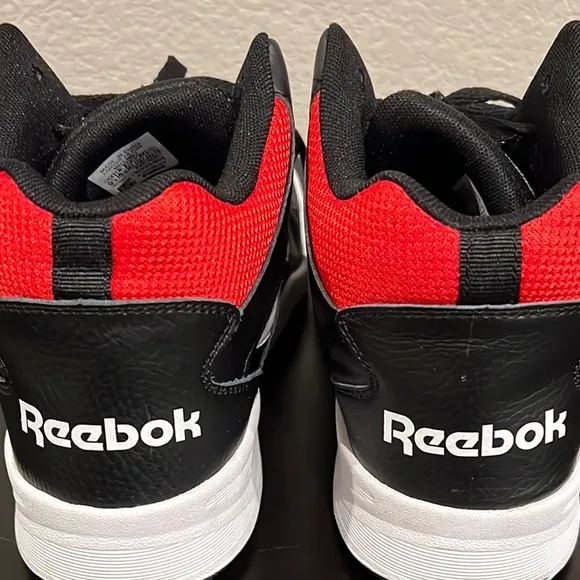 Reebok Men's Black and White Sneakers
