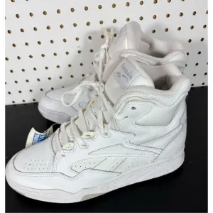 Reebok vintage Ultra Mid Basketball Shoes White  New No box size 9