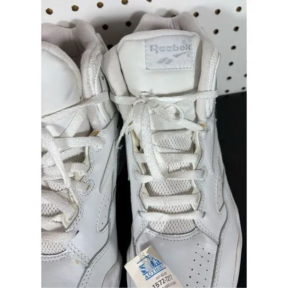 Reebok vintage Ultra Mid Basketball Shoes White  New No box size 9