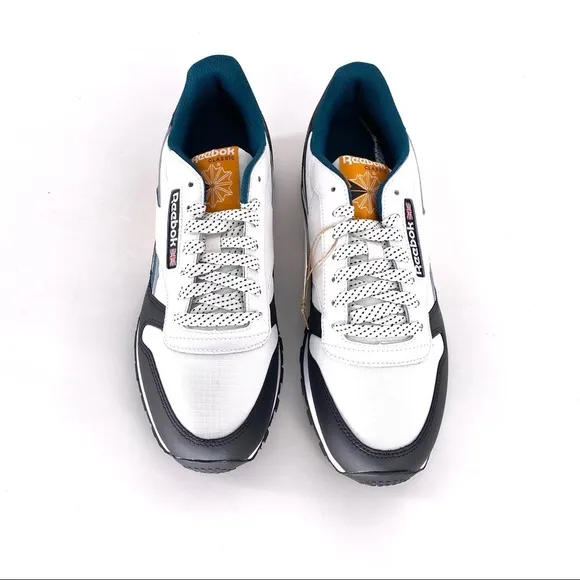 Reebook Men's Classic Leather Shoes - 9