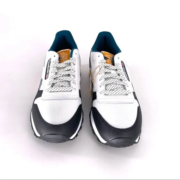 Reebook Men's Classic Leather Shoes - 9