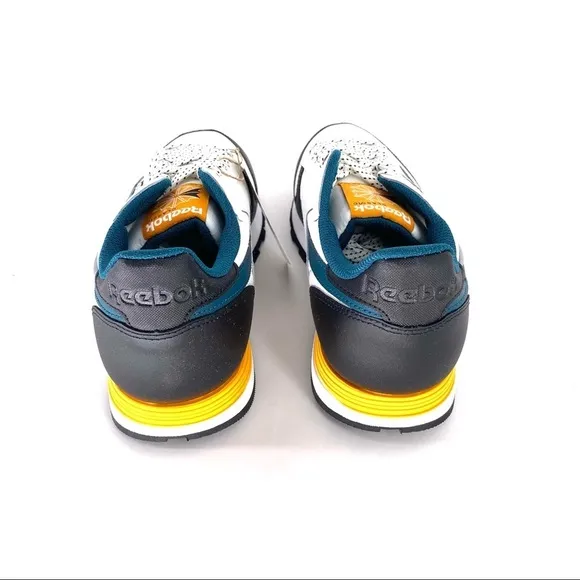 Reebook Men's Classic Leather Shoes - 9