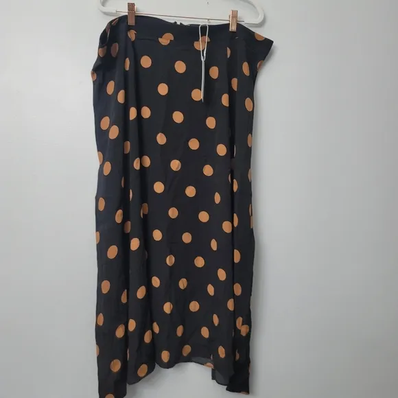 Refinity City Chic Fudge Spot Skirt