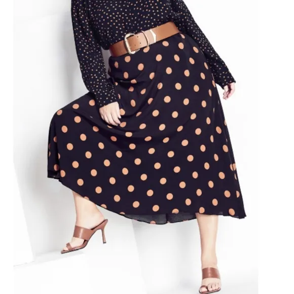 Refinity City Chic Fudge Spot Skirt