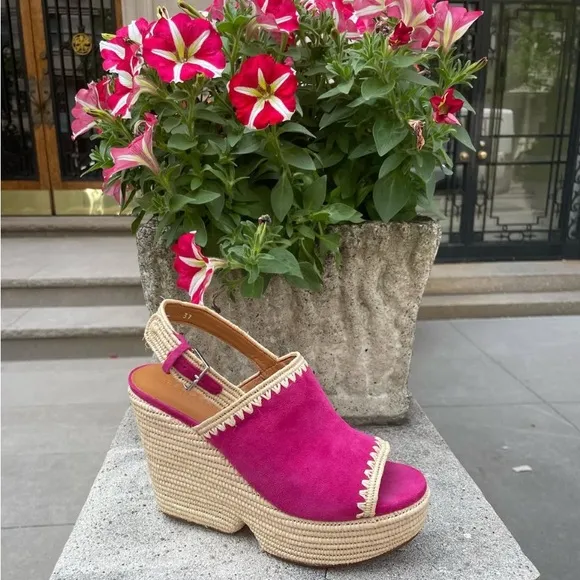 Robert Clergerie | Damya Sandals in Hibiscus