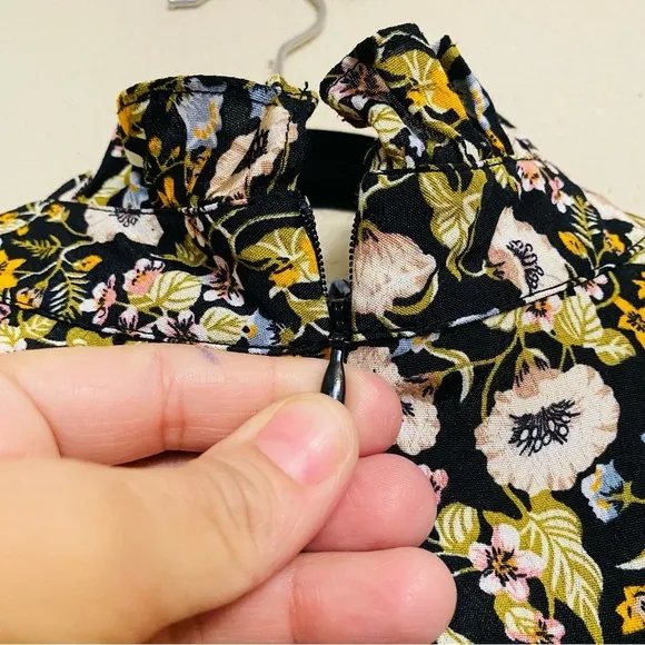 Rolla's Lizzy Elizabeth Meadow Floral Dress Black Size 12 / L NEW