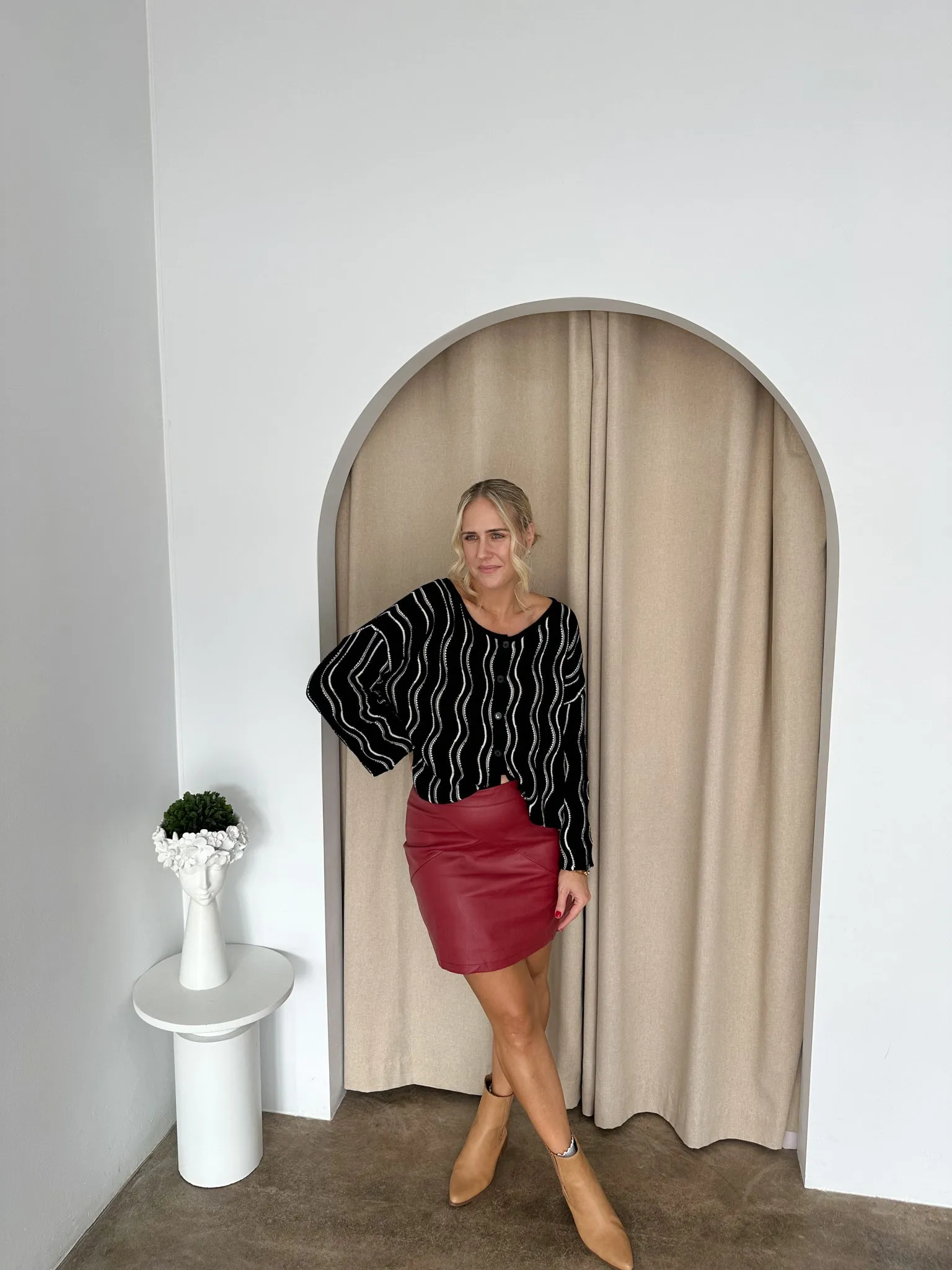 Romy Cardi -Black & White