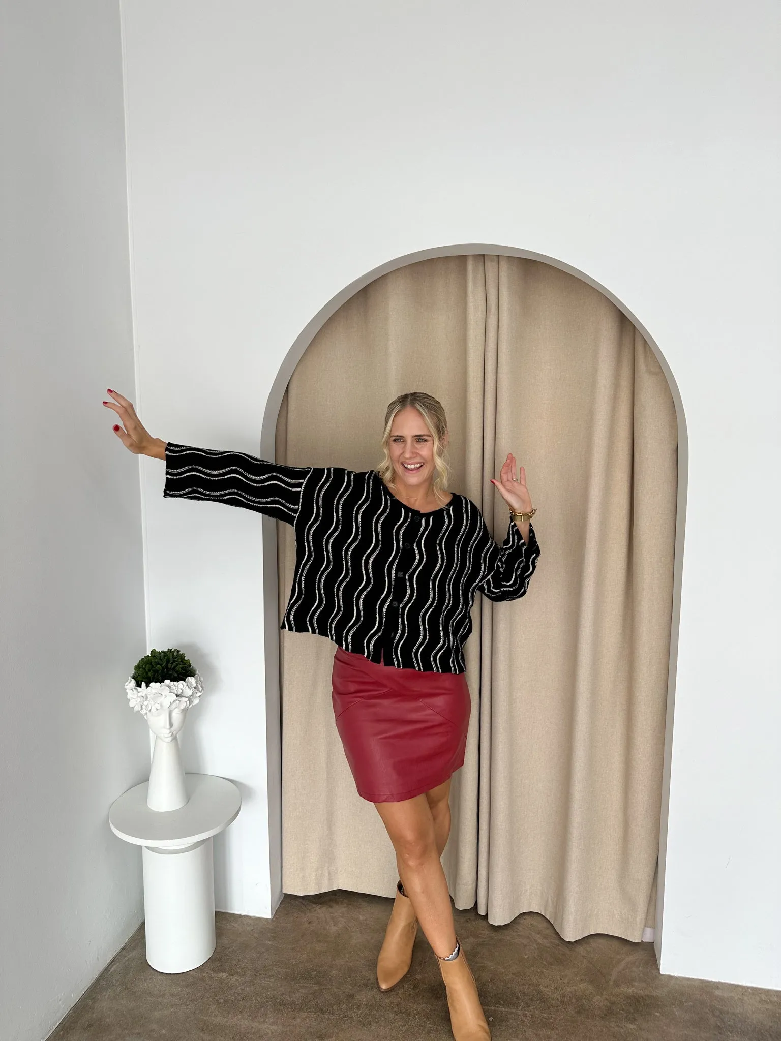 Romy Cardi -Black & White