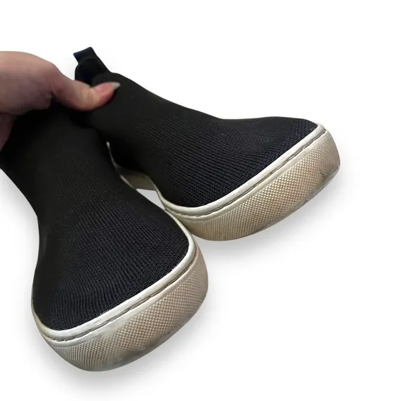 Rothys The Chelsea Boot Sneakers Womens 9.5 High Top Knit Pull On Shoes Black