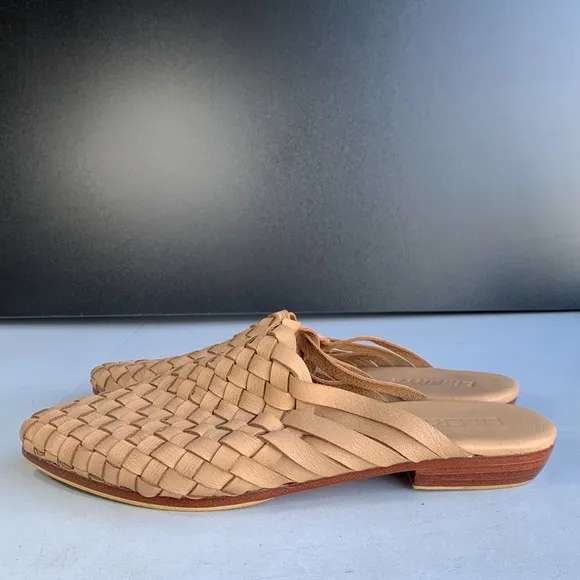 S319‎ Liberte Genuine Woven Leather Mule Sandals Women’s Size 11