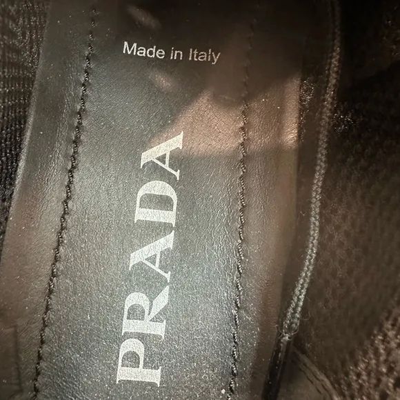 SALE PRADA Womens Trainers Shoes Black Size EU 39 with Original Box