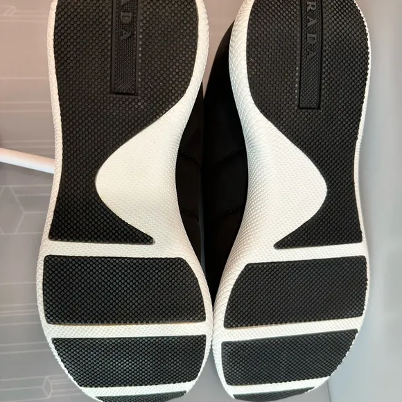 SALE PRADA Womens Trainers Shoes Black Size EU 39 with Original Box