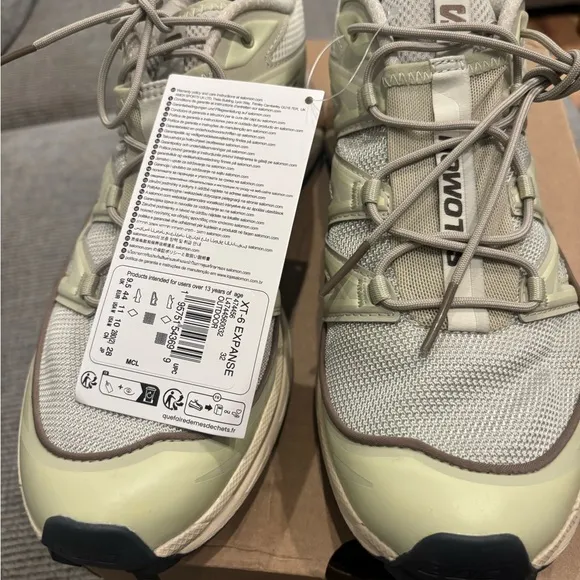 Salomon Men's sage green and Tan Shoes Brand new