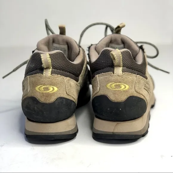 Salomon vintage hiking shoes low top lace up khaki grey suede and mesh size 9
