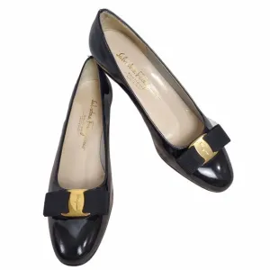 SALVATORE FERRAGAMO Black Patent Leather Vara Bow Shoes Size 8 Classic Preppy