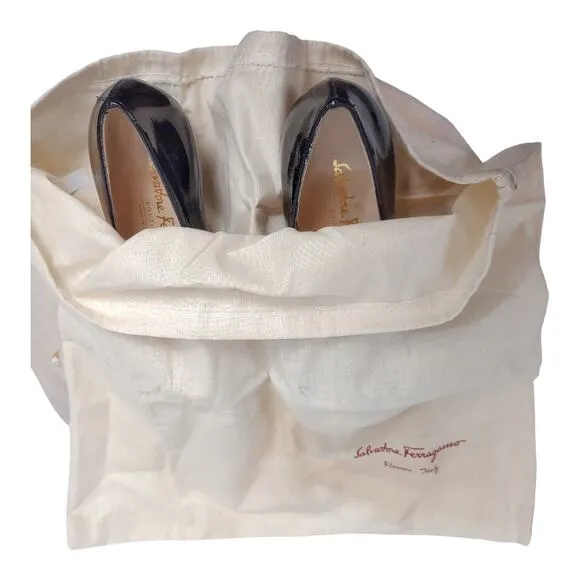 SALVATORE FERRAGAMO Black Patent Leather Vara Bow Shoes Size 8 Classic Preppy