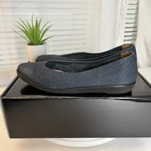 Salvatore Ferragamo Boutique Slip On Shoes Leather Reptile Print Made‎ Italy 6 M