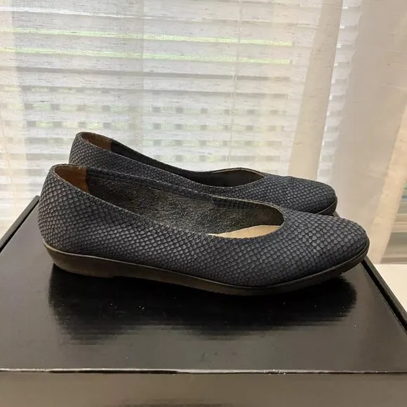 Salvatore Ferragamo Boutique Slip On Shoes Leather Reptile Print Made‎ Italy 6 M