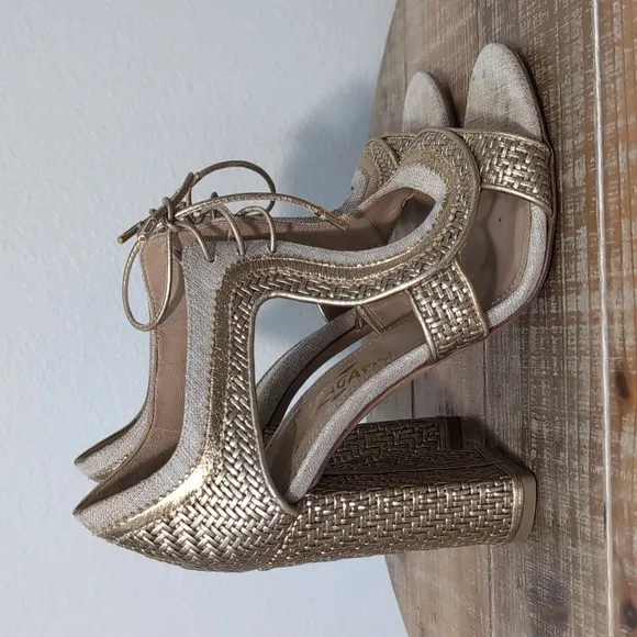 Salvatore Ferragamo Edith Gold Sandals Size 6.5