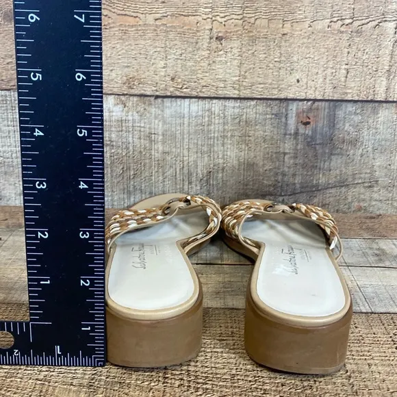 Salvatore Ferragamo Italy‎ Slides Sandals Womens Size 7.5 B Tan Brown Woven Slip